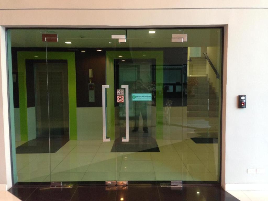 Ipremium Sukhumvit 81 Hotel Bangkok Kültér fotó
