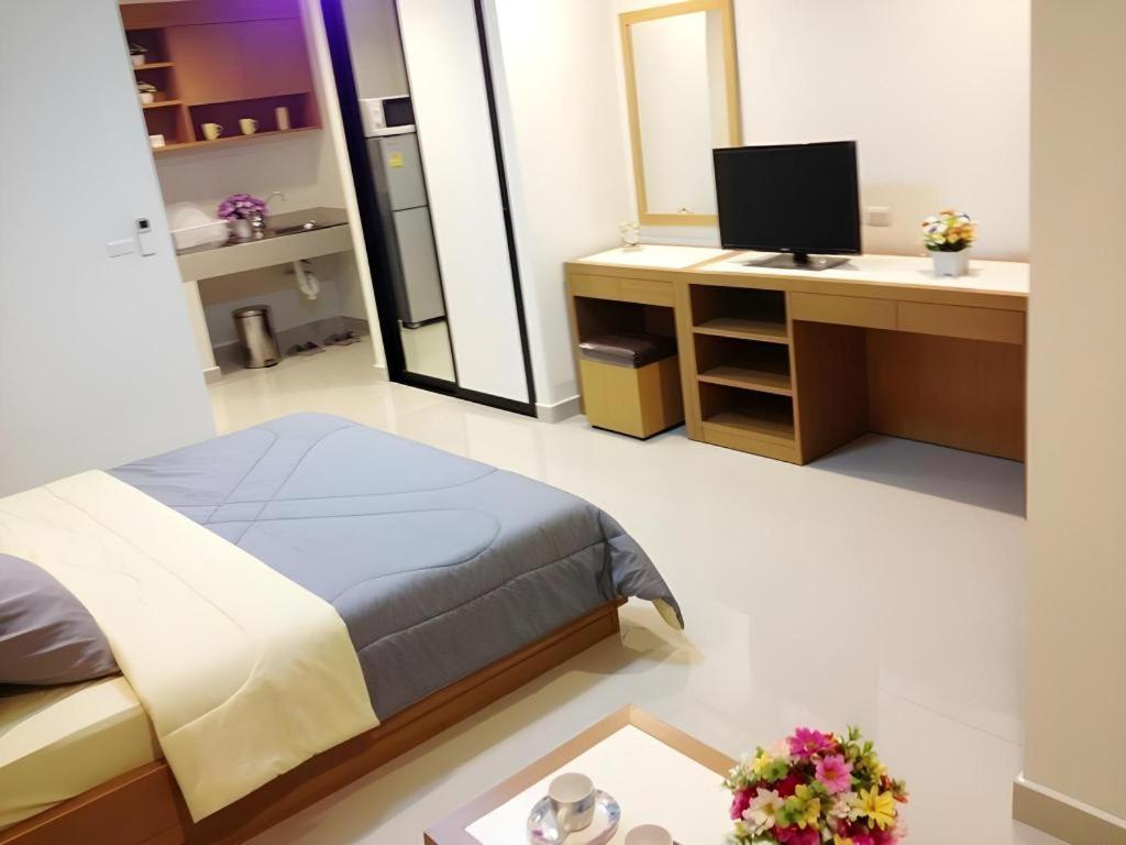 Ipremium Sukhumvit 81 Hotel Bangkok Kültér fotó