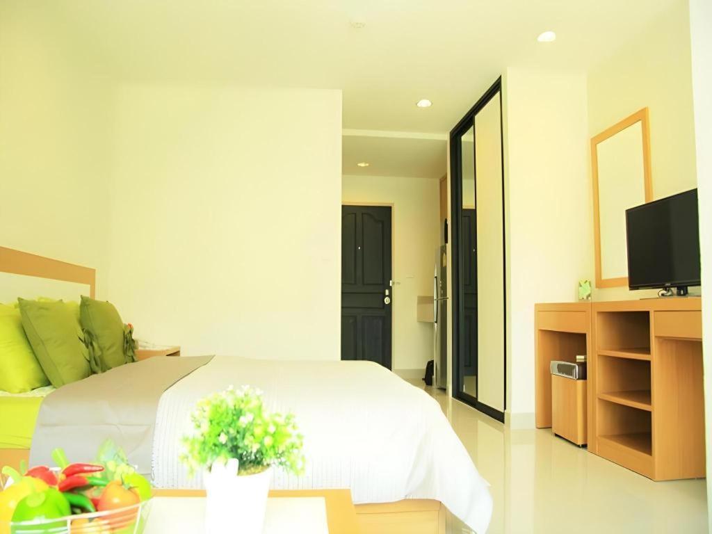 Ipremium Sukhumvit 81 Hotel Bangkok Kültér fotó