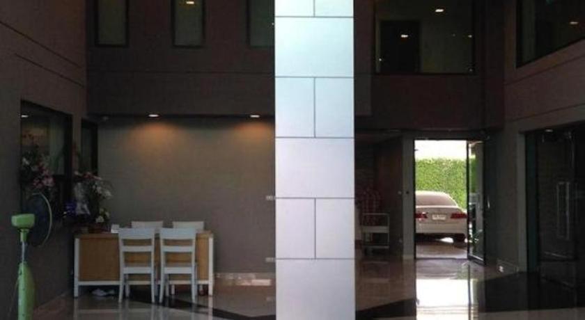 Ipremium Sukhumvit 81 Hotel Bangkok Kültér fotó