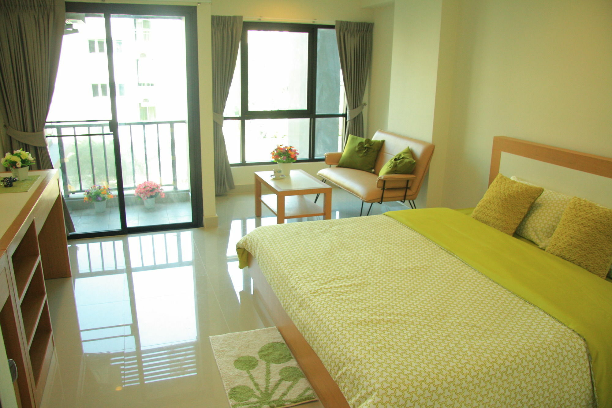 Ipremium Sukhumvit 81 Hotel Bangkok Kültér fotó